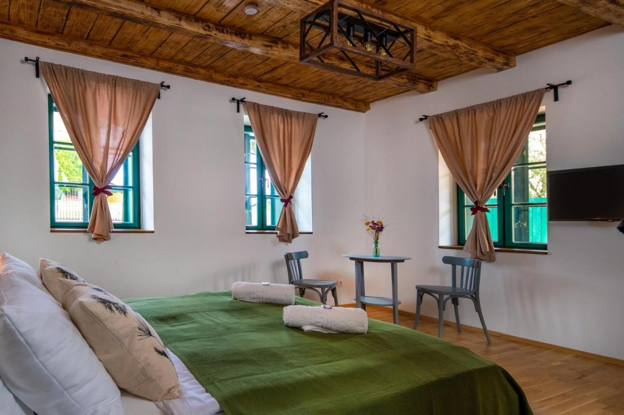 Apartman Ferrata Vár